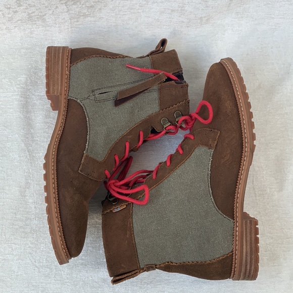 Toms Nolita Brown Suede Olive Green Canvas Hot Pink Lace Up Lug Soles Boots - Picture 6 of 10